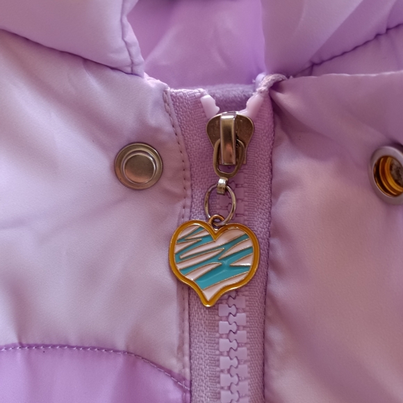 Lola + The Boys Rainbow Pastel Heart Puffer Jacket / Size 8 - Picture 5 of 17